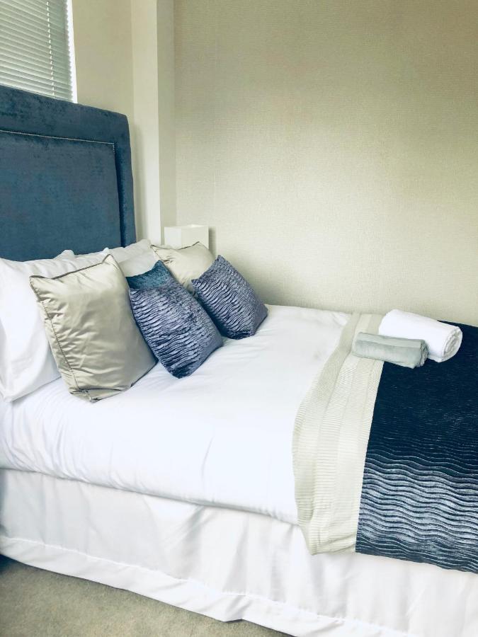 Snapos Luxury Serviced Apartment - Meridian House Bedford Eksteriør bilde
