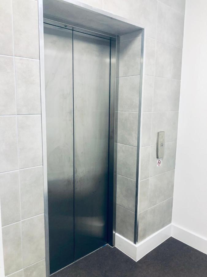 Snapos Luxury Serviced Apartment - Meridian House Bedford Eksteriør bilde