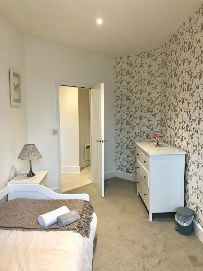 Snapos Luxury Serviced Apartment - Meridian House Bedford Eksteriør bilde