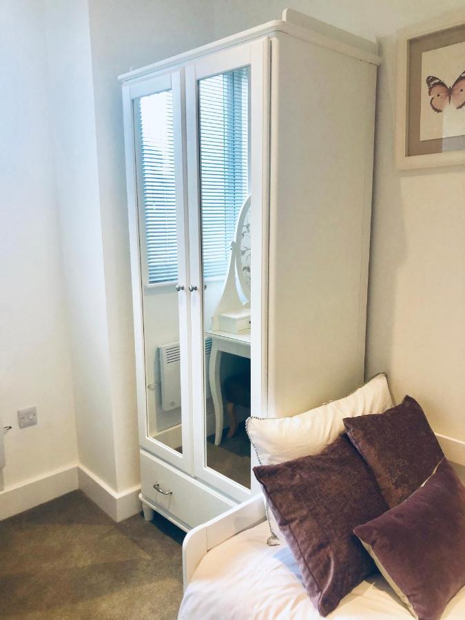 Snapos Luxury Serviced Apartment - Meridian House Bedford Eksteriør bilde