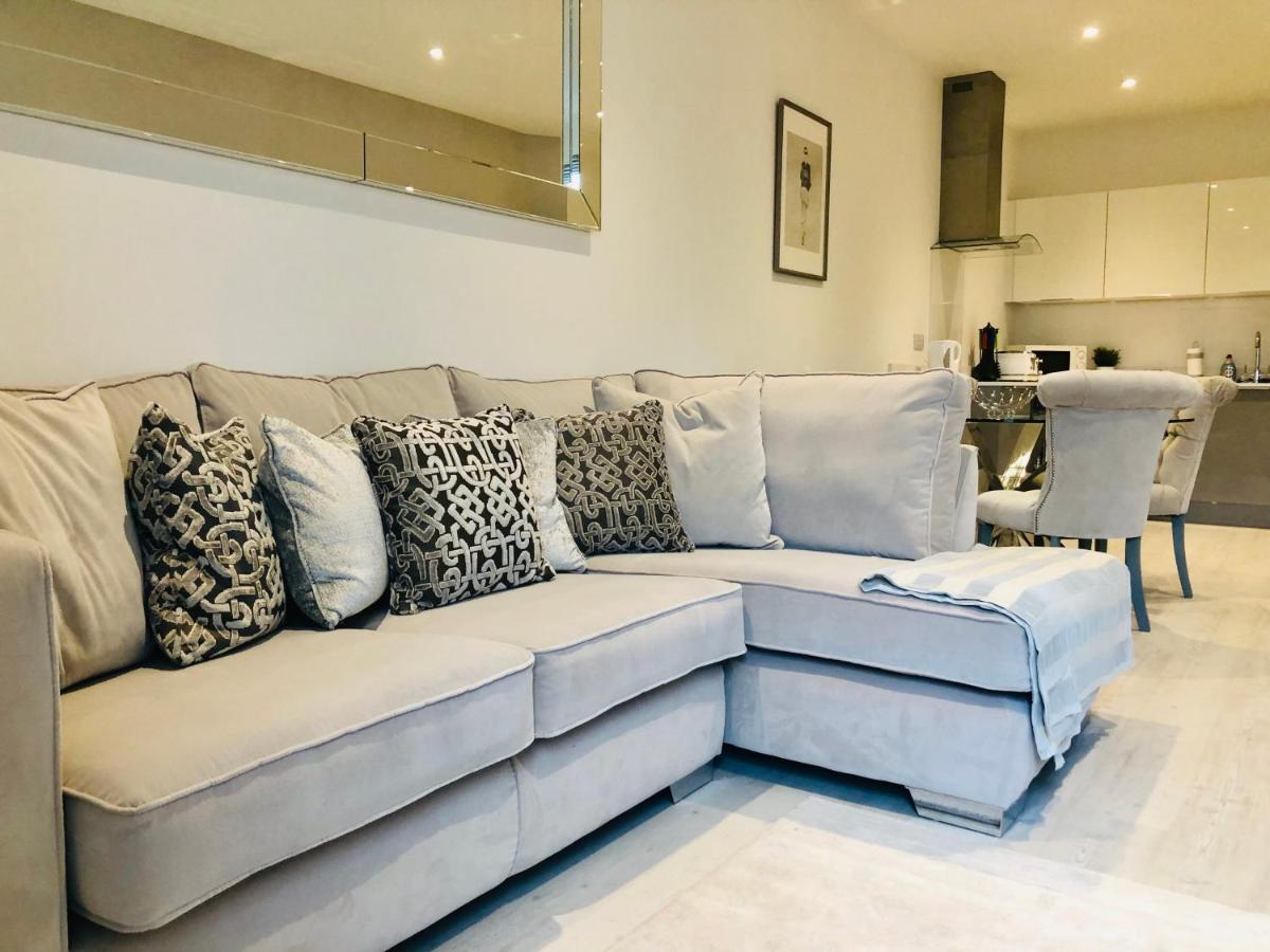 Snapos Luxury Serviced Apartment - Meridian House Bedford Eksteriør bilde