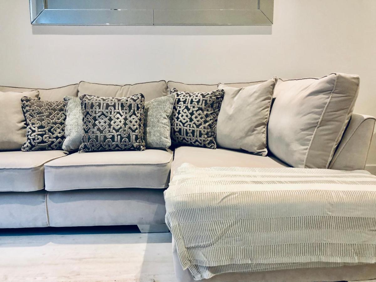 Snapos Luxury Serviced Apartment - Meridian House Bedford Eksteriør bilde