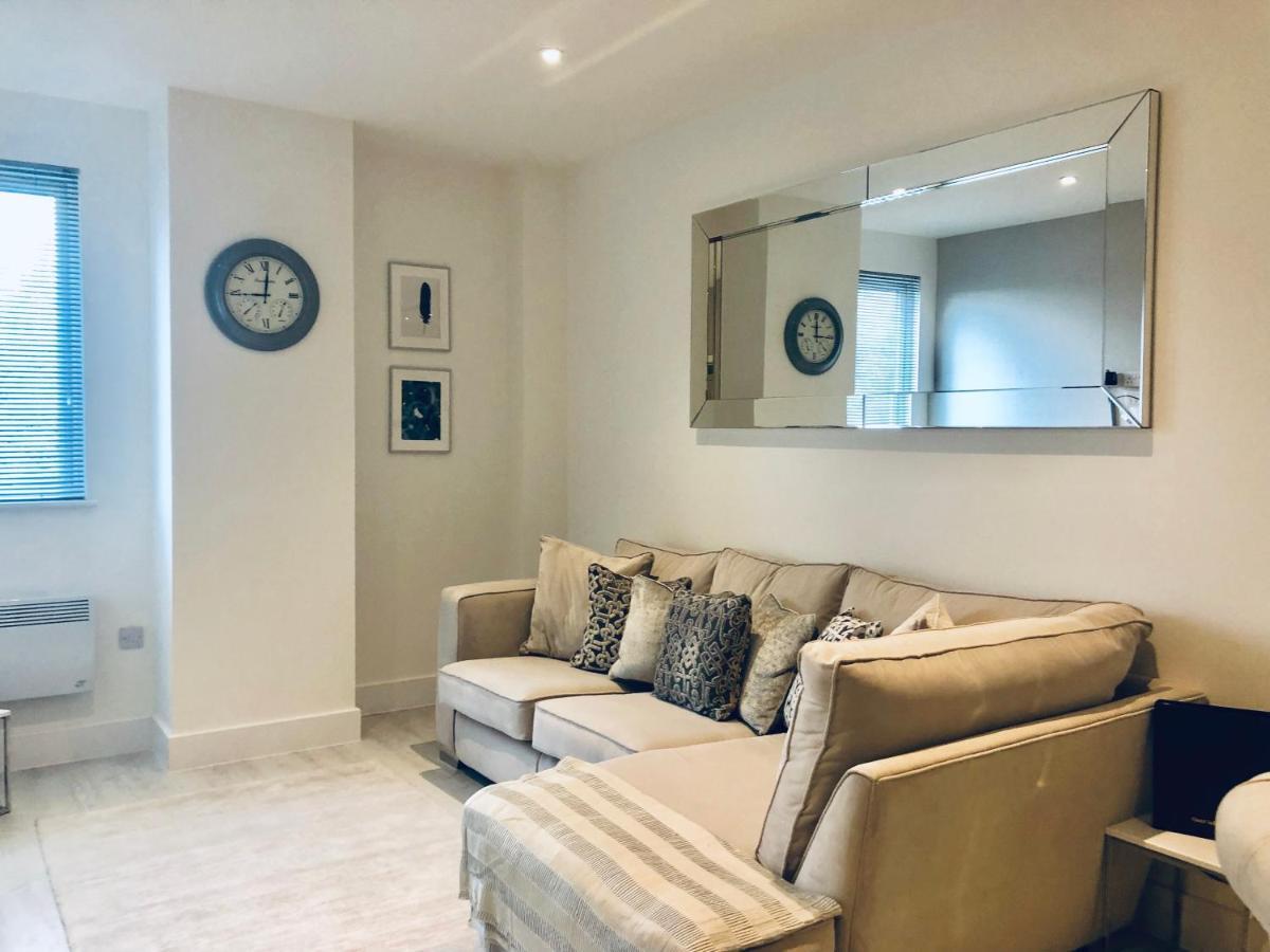 Snapos Luxury Serviced Apartment - Meridian House Bedford Eksteriør bilde