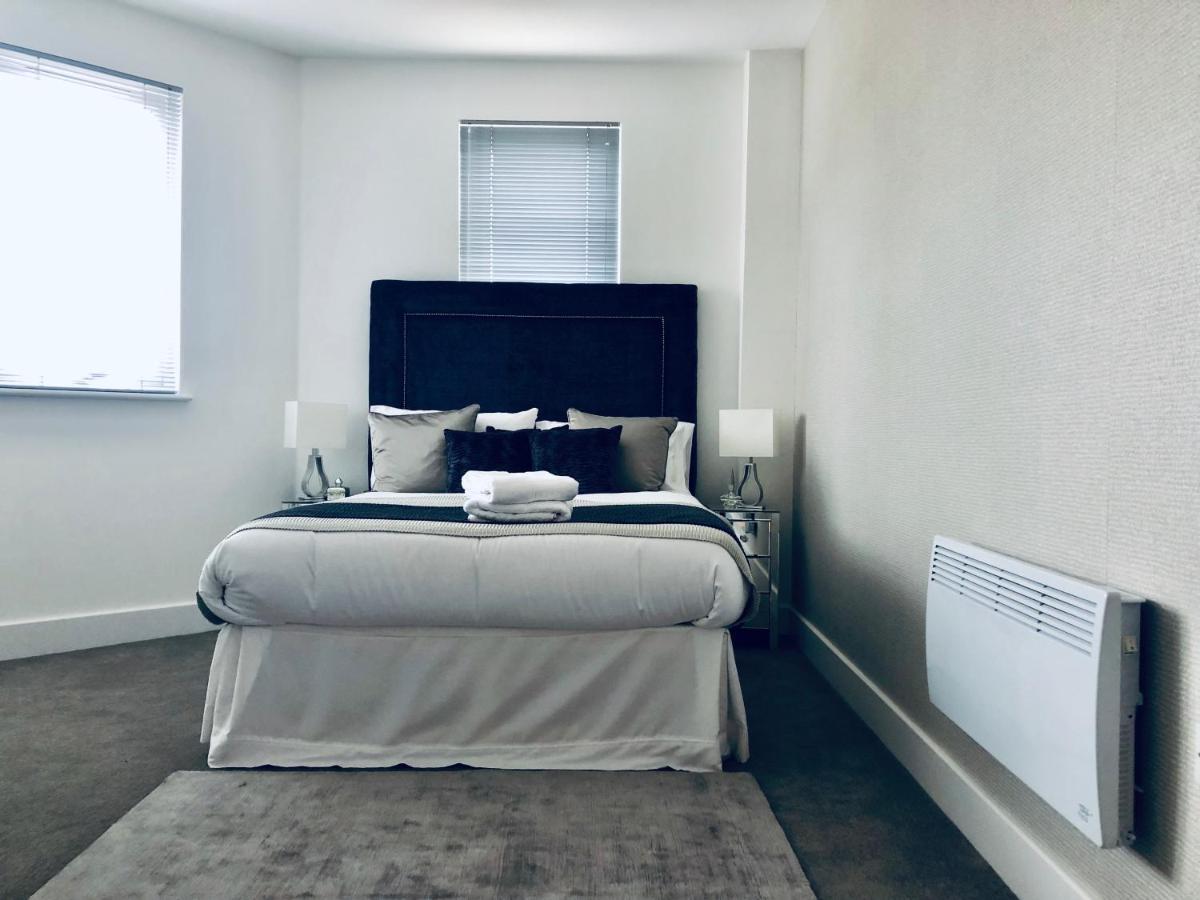 Snapos Luxury Serviced Apartment - Meridian House Bedford Eksteriør bilde