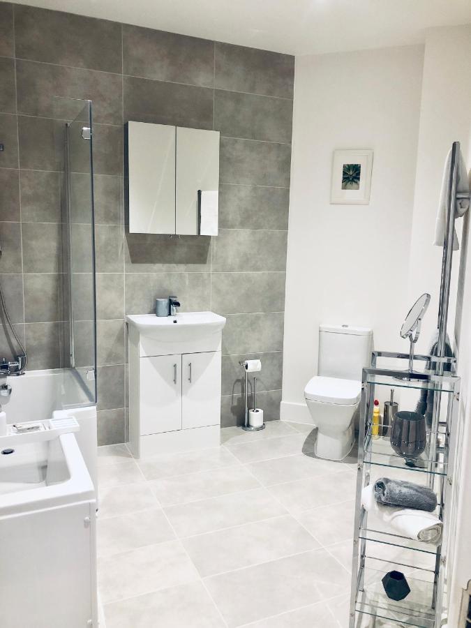 Snapos Luxury Serviced Apartment - Meridian House Bedford Eksteriør bilde